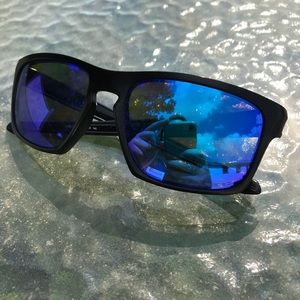 Men’s Oakley Polarized Sliver Sunglasses